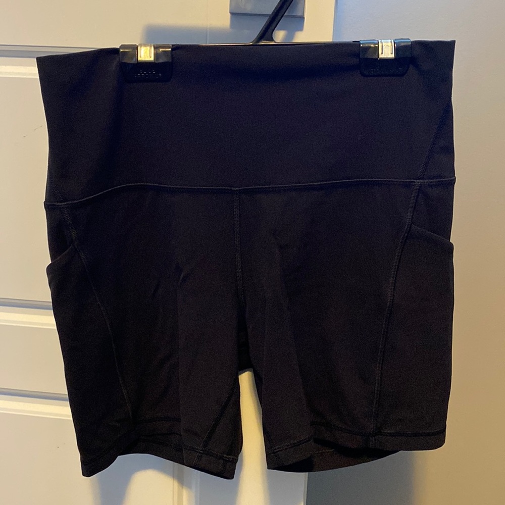Lulu shorts